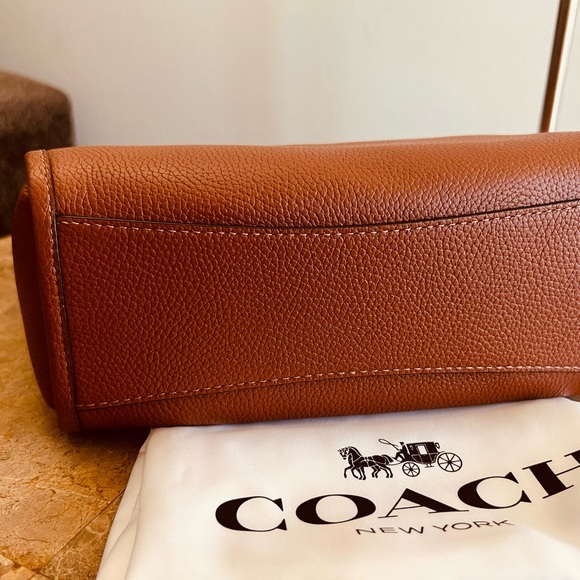 Coach duffle bag - Picture 7 of 9